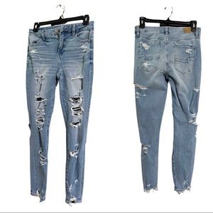 American Eagle The Dream Jean Distressed Skinnies (EUC)